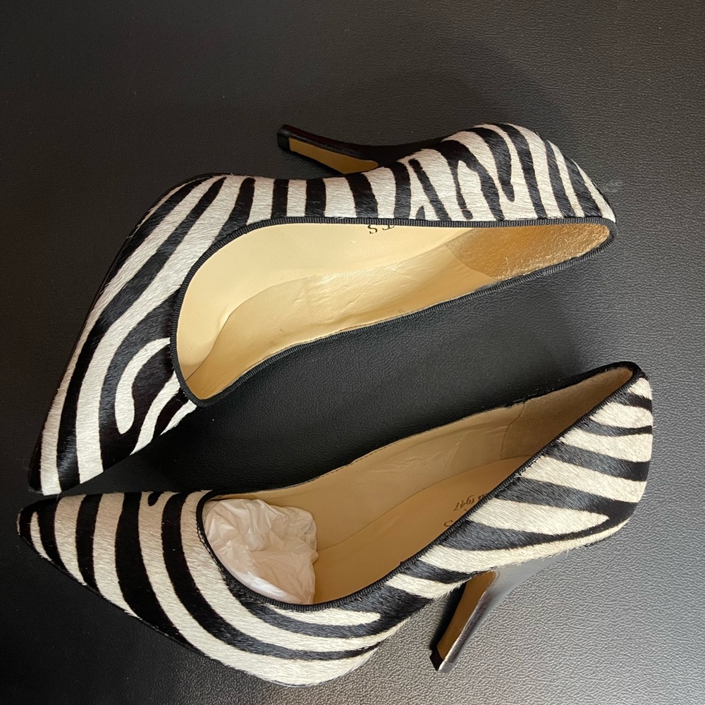 Talbots Zebra Calf Hair Pointed Toe Pumps 6AA Narrow - Brand New